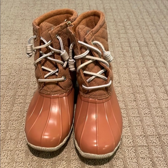 Sperry Dark Orange Duck Boots with Lace-Up Design - Picture 1 of 6